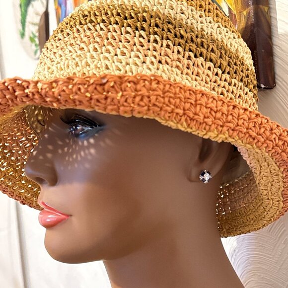 Sterling Silver 925 Blue/White Cz Stud Earrings - Picture 6 of 6